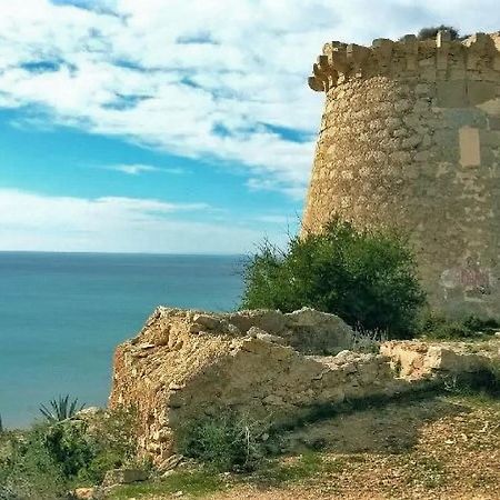 Mediterraneamente soleado Santa Pola Esterno foto